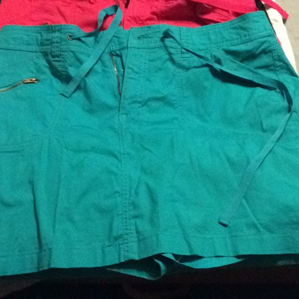 4 pairs ladies shorts